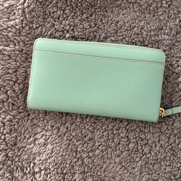 Kate Spade - Picture 7 of 8